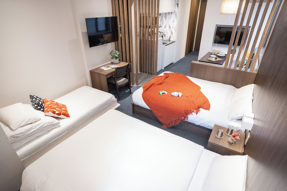 シグネチャーリビングダブル 禁煙 客室2 | ORI 六角