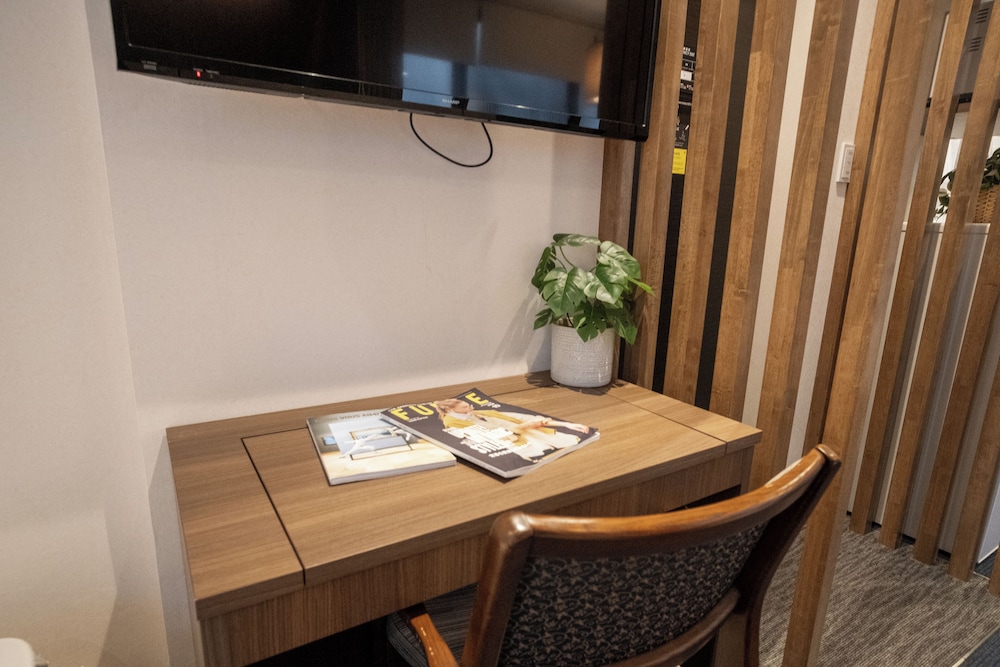 シグネチャーリビングダブル 禁煙 客室5 | ORI 六角