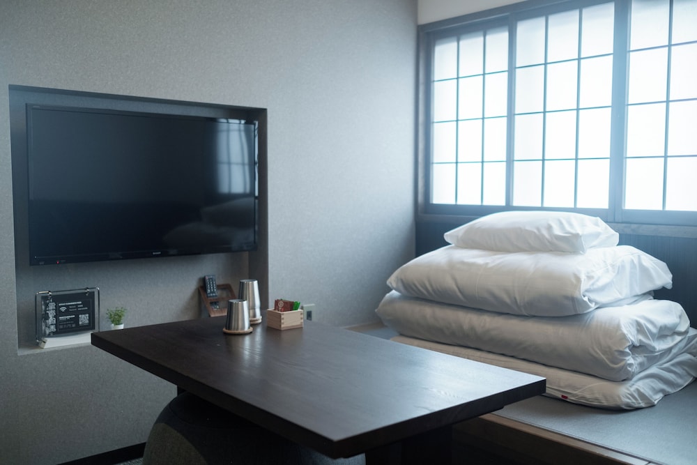 テラスツインスイート 禁煙 客室4 | ORI 六角