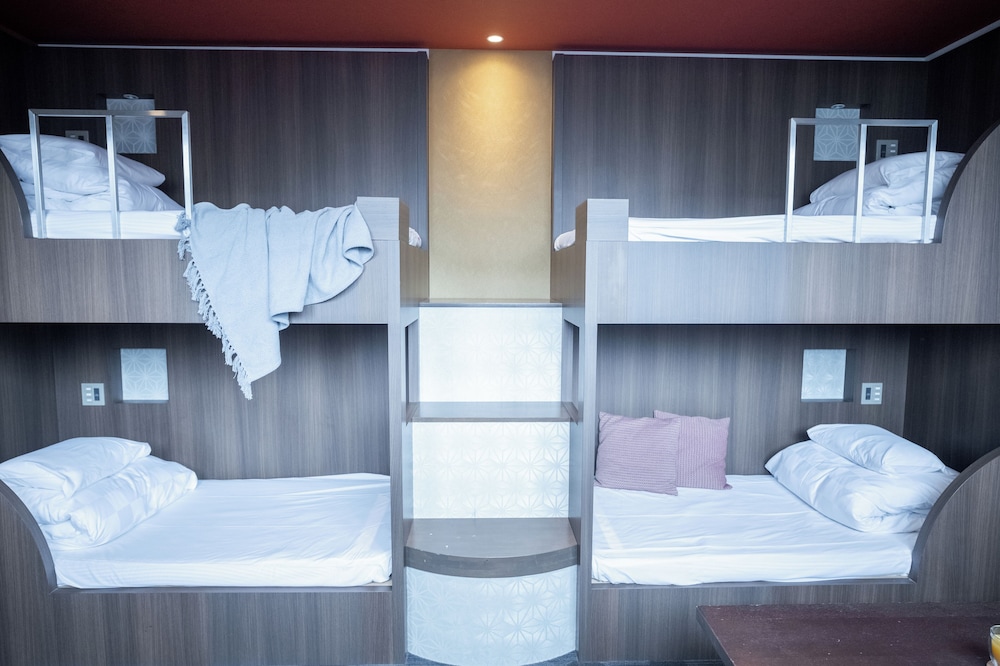 シグネチャーファミリー 禁煙 客室1 | ORI 六角