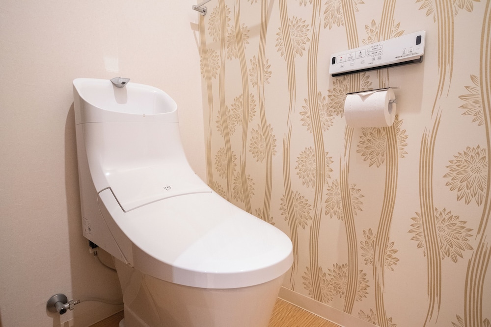 シグネチャーグループ 禁煙 バスルーム2 | ORI 六角