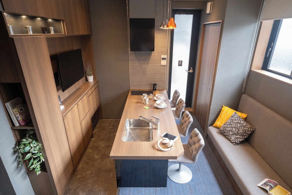 シグネチャーグループダイニング 禁煙 専用キッチン0 | ORI 六角