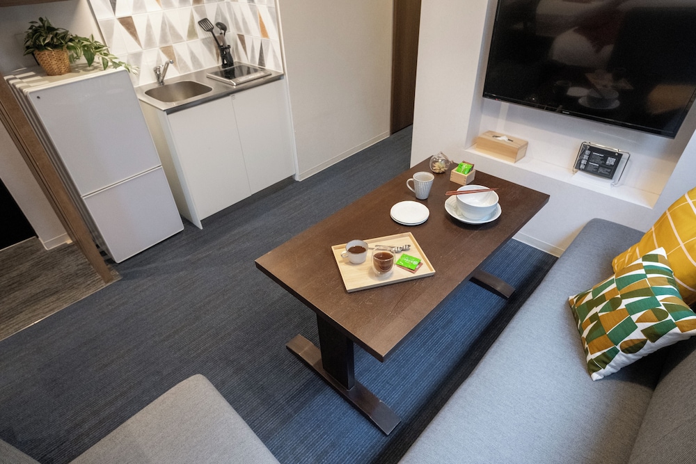 シグネチャーリビングダブル 禁煙 リビング エリア1 | ORI 六角