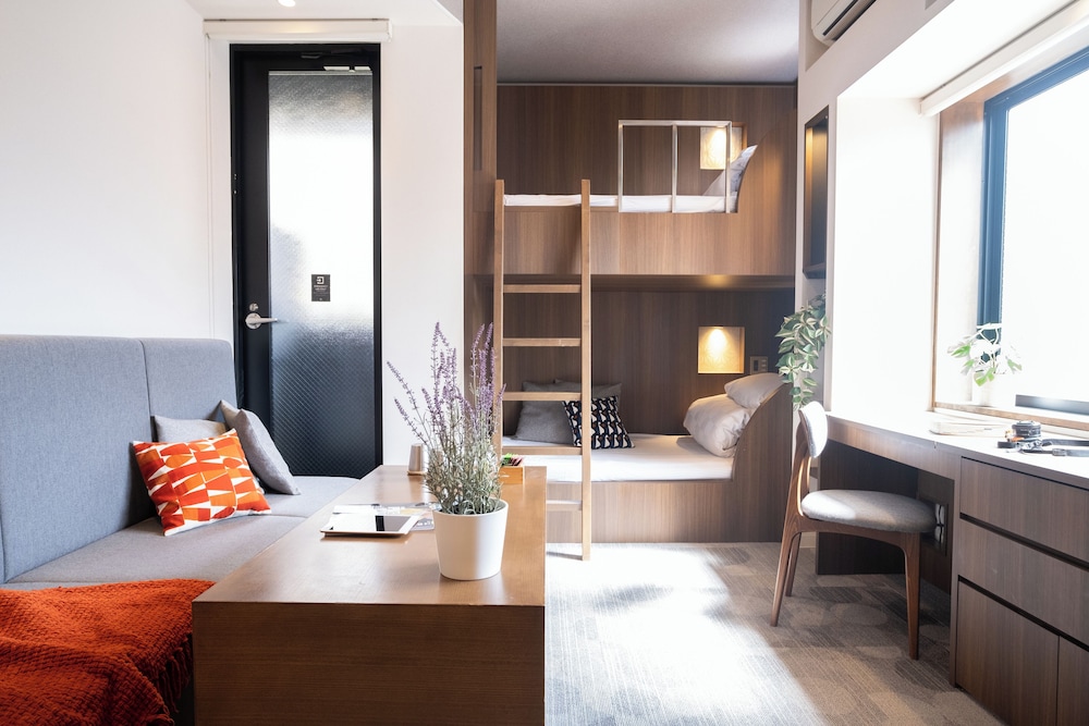 シグネチャーグループ 禁煙 | ORI 六角