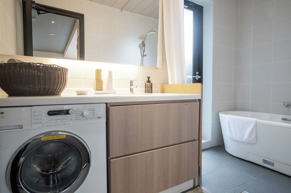 テラスダブルスイート 禁煙 バスルーム0 | ORI 六角