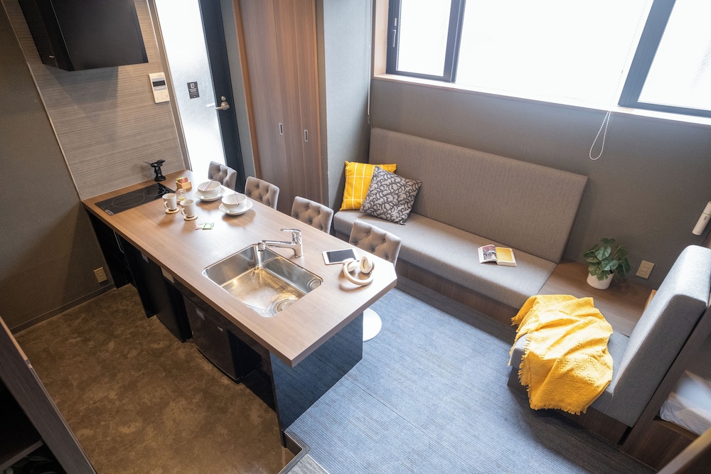 シグネチャーグループダイニング 禁煙 専用キッチン1 | ORI 六角