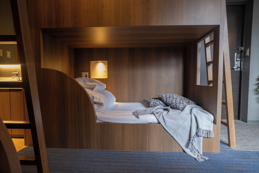 シグネチャーグループダイニング 禁煙 客室3 | ORI 六角