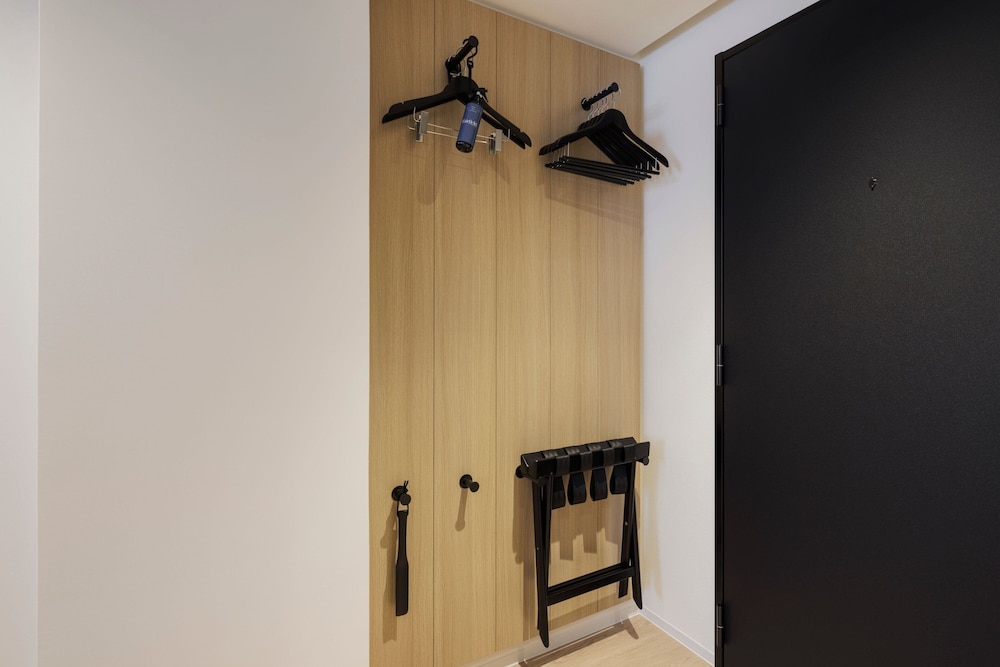 スタンダード ルーム キングベッド 1 台 禁煙 客室2 | フェアフィールド・バイ・マリオット・岡山蒜山高原