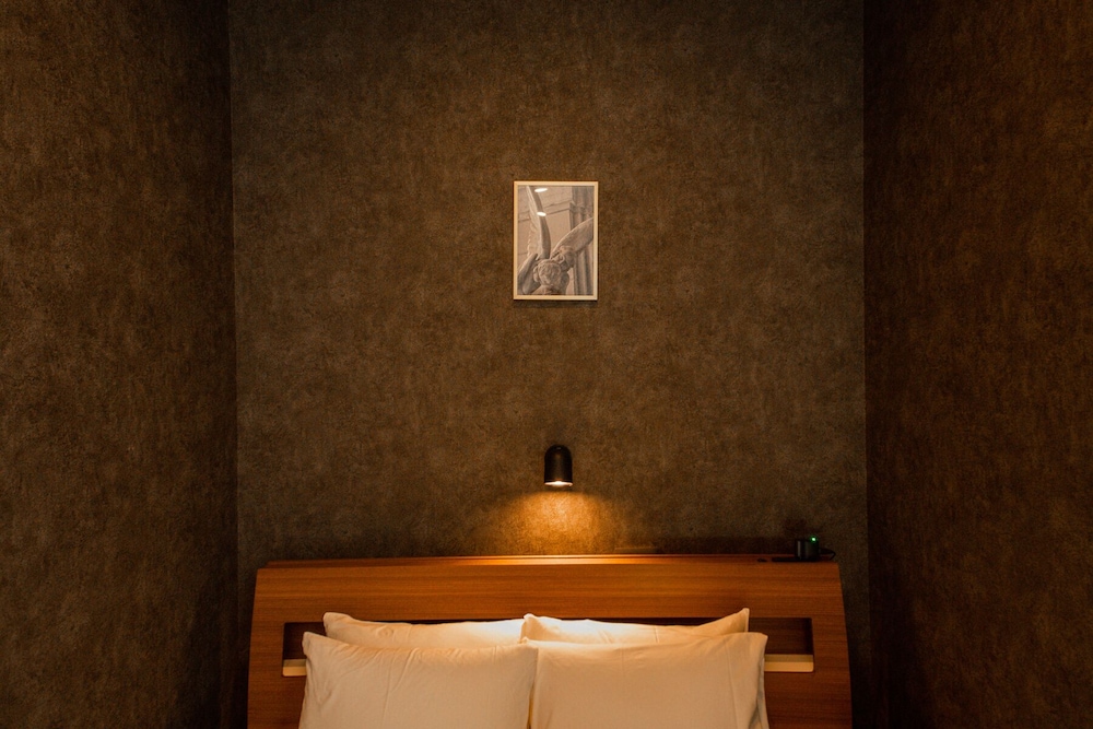 ハウス 客室17 | THE PLAZA HOTEL S4W12