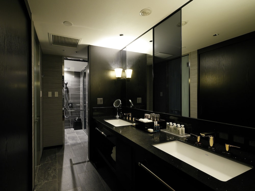 スイートハリウッドツイン 禁煙 客室4 | ザ ホテル山楽 金沢