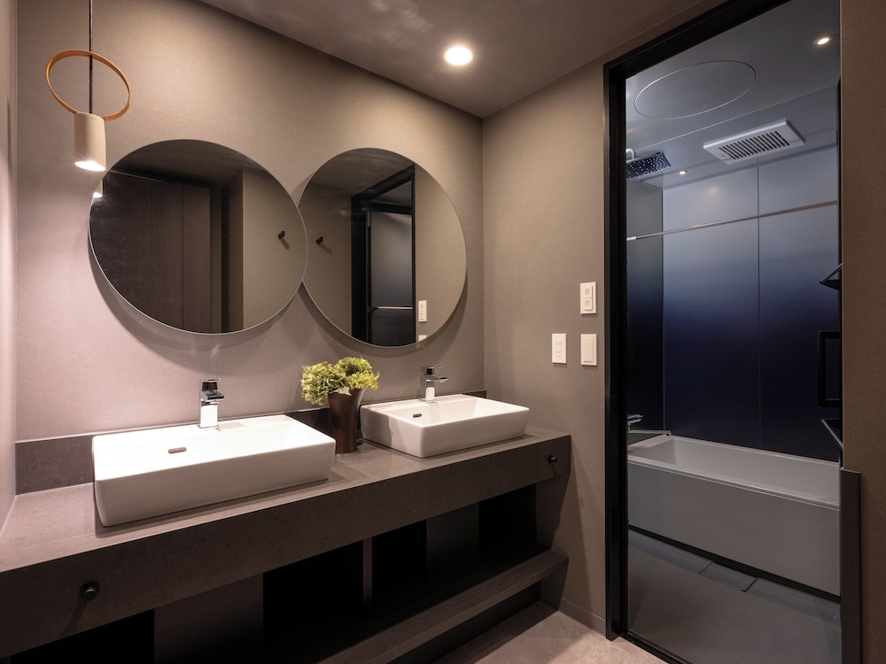 プレミアム2ベッドルームスイート バスルーム0 | MIMARU SUITES 東京浅草