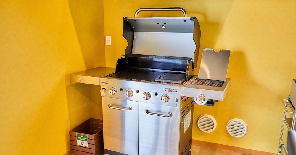 デラックス ルーム 禁煙 専用簡易キッチン2 | 全室富士山ビュー ビジョングランピングリゾート山中湖