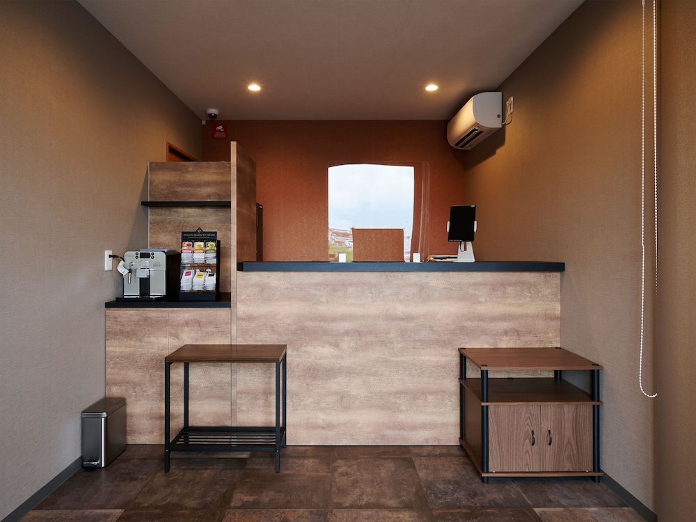 フロント1 | HOTEL R9 The Yard 甲賀