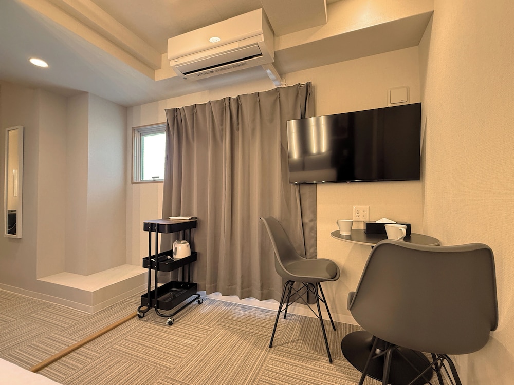 スーペリア 4 人部屋 客室7 | 大阪えびすホテル