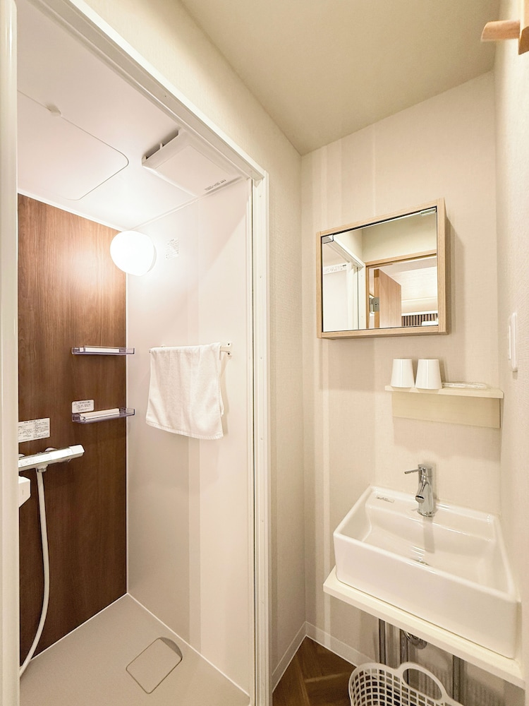 スーペリア ダブルルーム バスルーム2 | 大阪えびすホテル