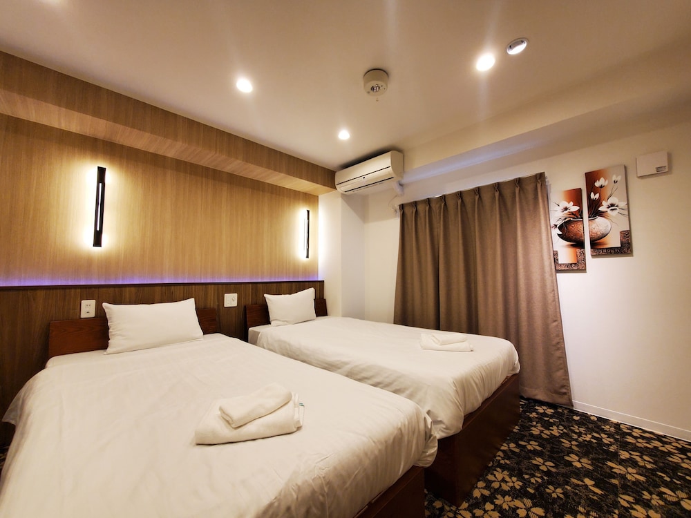 スタンダード ツインルーム シングルベッド 2 台 禁煙 客室7 | 大阪えびすホテル