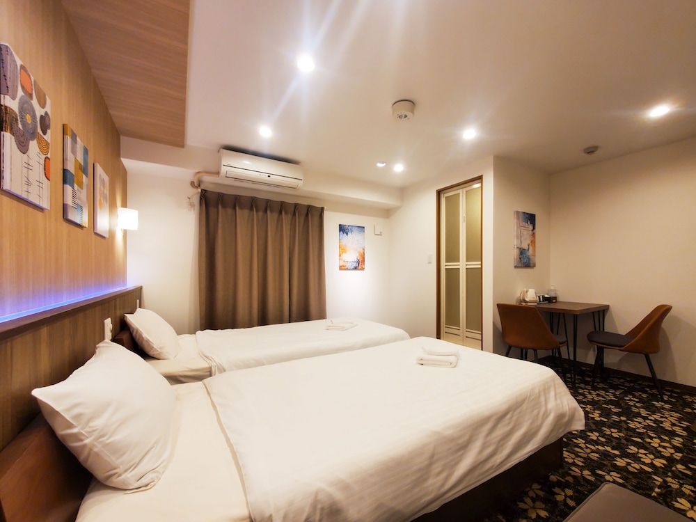 スタンダード ツインルーム シングルベッド 2 台 禁煙 客室5 | 大阪えびすホテル