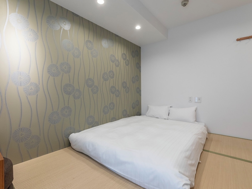 和風ダブルルーム 禁煙 客室10 | 大阪えびすホテル