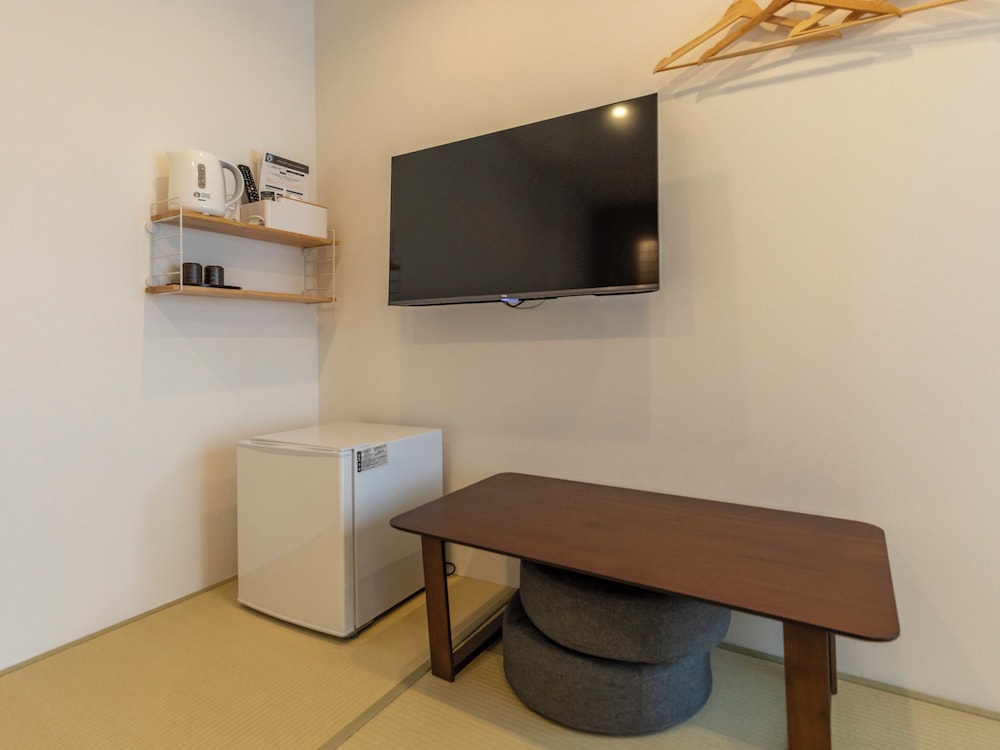 和風クワドラプルルーム ダブルベッド 2 台 客室9 | 大阪えびすホテル