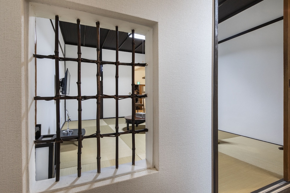 シティ ハウス リビング エリア3 | Uguisuan 鶯庵