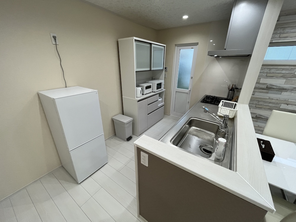 ベーシック アパートメント 専用キッチン1 | 白浜貸別荘SS2-43