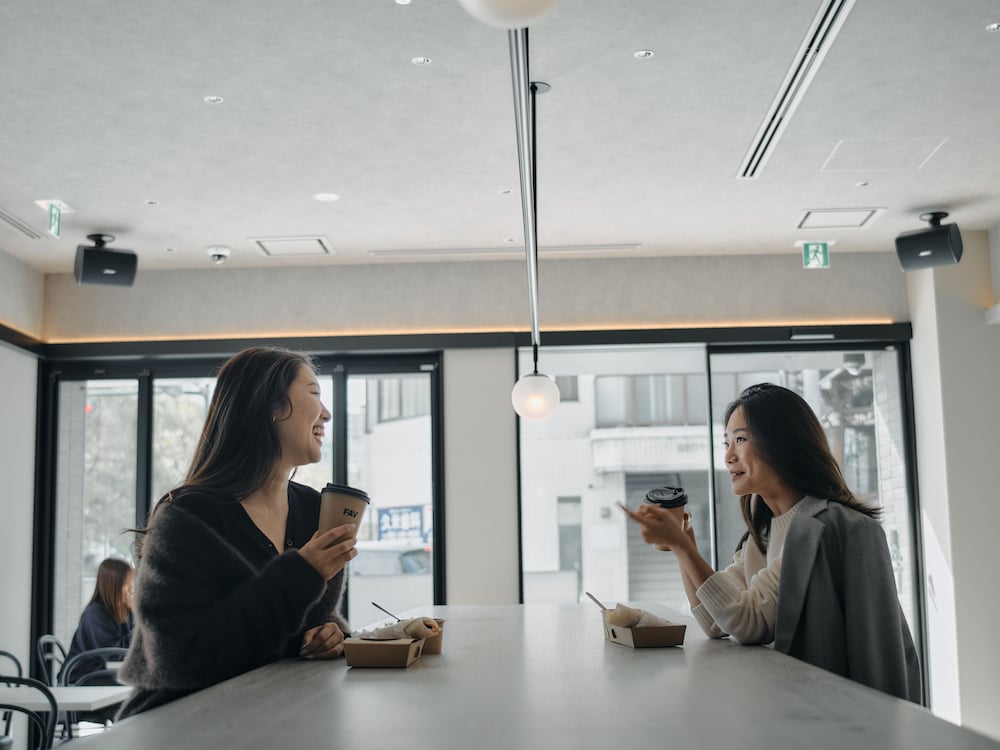 ロビーラウンジ1 | fav 広島平和大通り ロビーラウンジ1 | fav 広島平和大通り