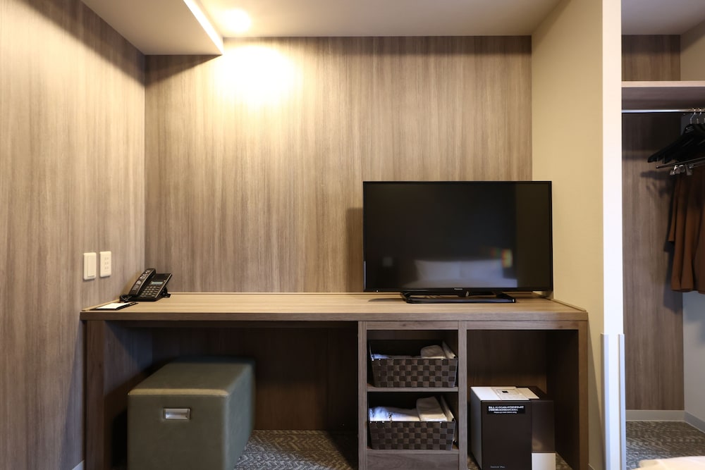 スタンダード ダブルルーム クイーンベッド 1 台 禁煙 客室1 | 天然温泉 吉備の湯 ドーミーイン岡山