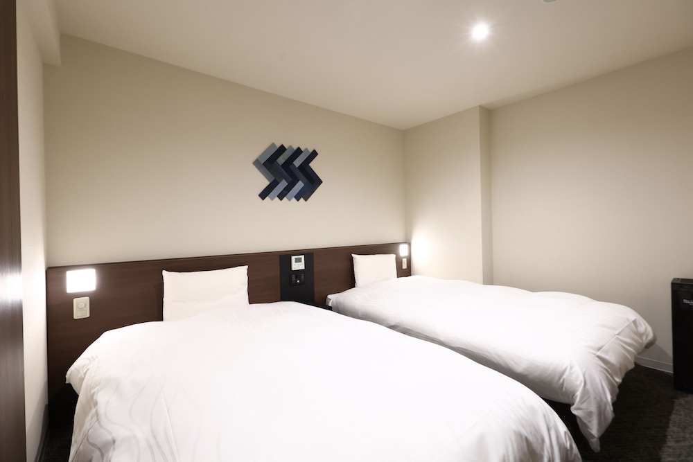 デラックス ツインルーム 禁煙 客室1 | 天然温泉 吉備の湯 ドーミーイン岡山