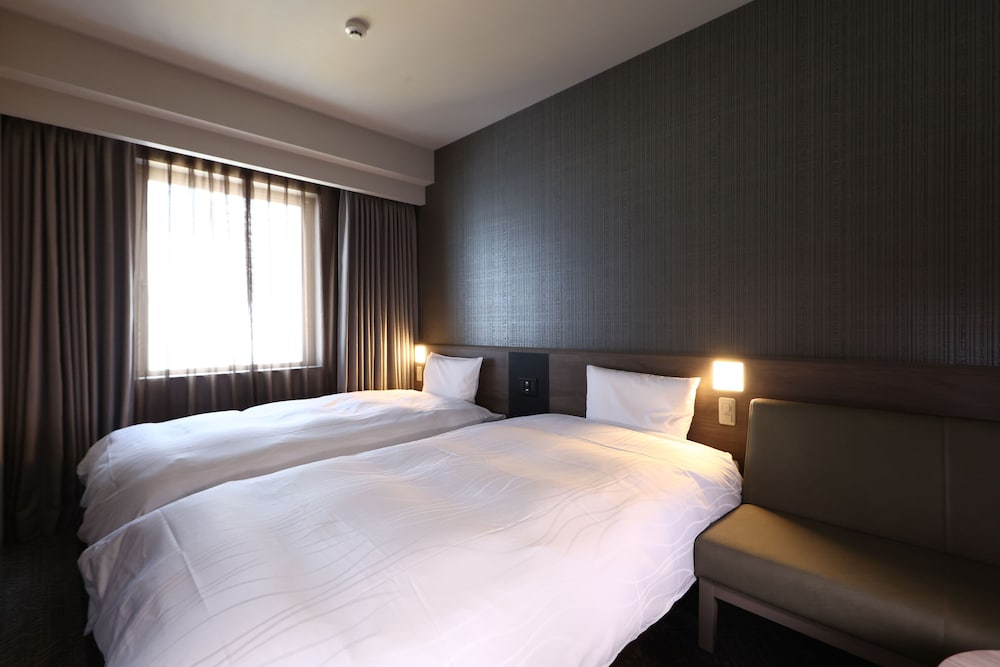 スタンダード ツインルーム 禁煙 客室1 | 天然温泉 吉備の湯 ドーミーイン岡山