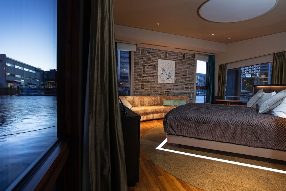 ラグジュアリー ダブルルーム シービュー 客室2 | PETALS TOKYO - Floating Hotel