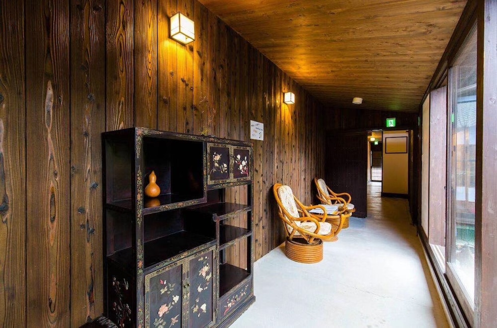 プレミアム ルーム リビング エリア2 | THE KAGAYA KYOTO 和邸