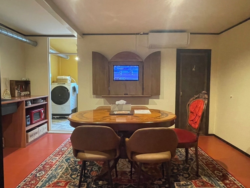 ダイニングルーム1 | 集家鶴橋 ダイニングルーム1 | 集家鶴橋