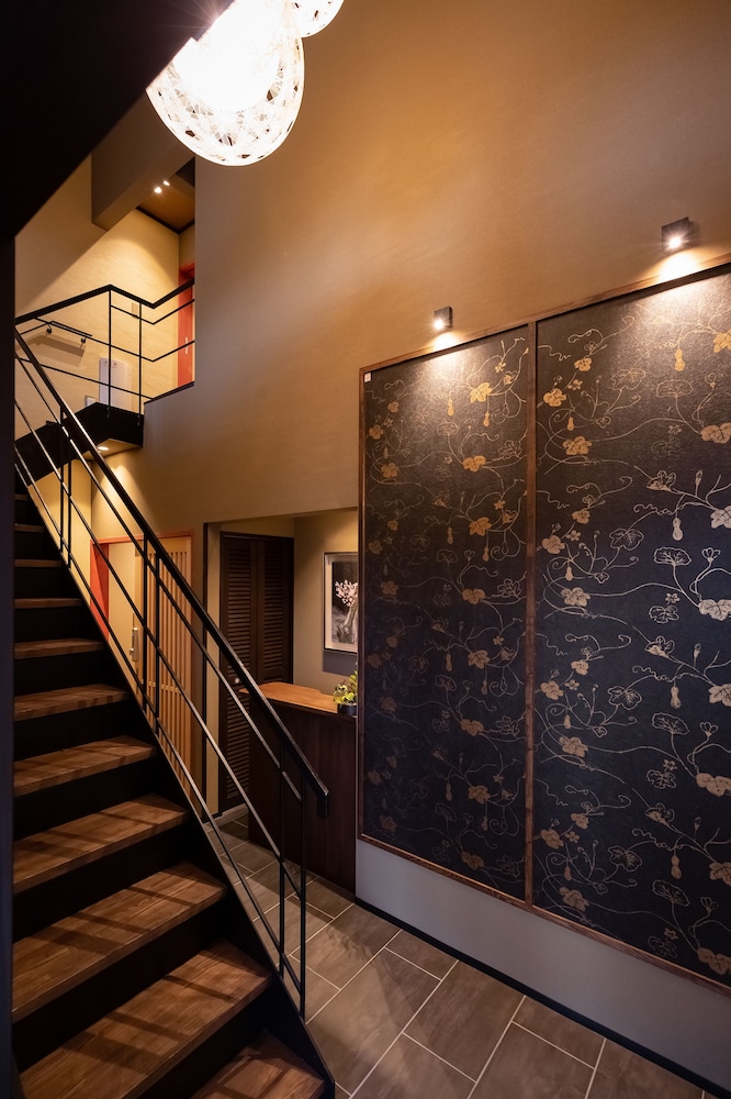 フロント1 | TSUDOYA 山王