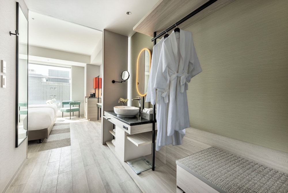 デラックス ツインルーム (Yu Standard Floor) 客室5 | センタラ グランドホテル 大阪