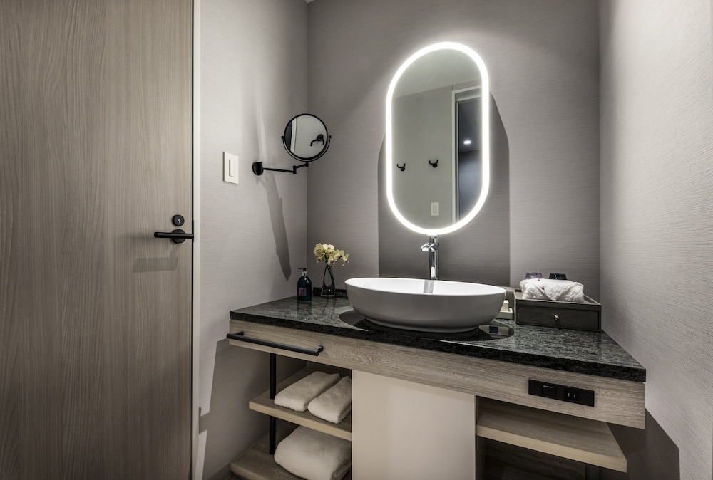 ファミリー ルーム (Yu Standard Floor) バスルーム0 | センタラ グランドホテル 大阪