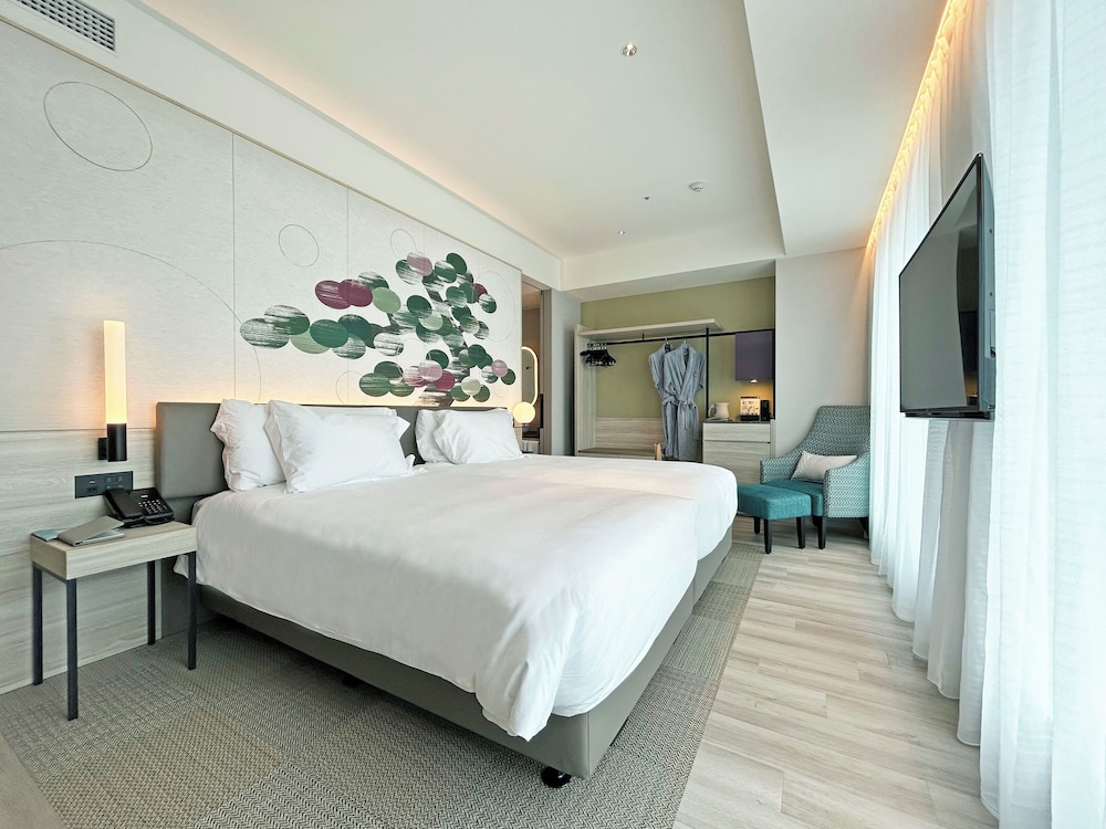 デラックス ツインルーム (Yu Standard Floor) 客室3 | センタラ グランドホテル 大阪