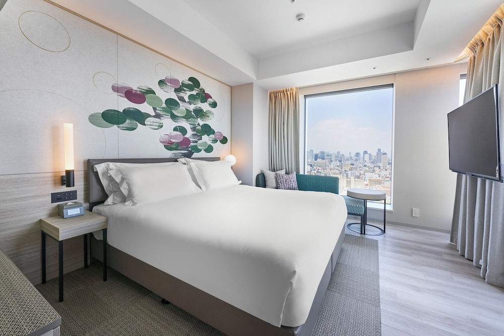 デラックス ルーム キングベッド 1 台 (Yu Standard Floor) 客室7 | センタラ グランドホテル 大阪