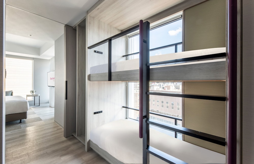 ファミリー ルーム (Yu Standard Floor) 客室2 | センタラ グランドホテル 大阪