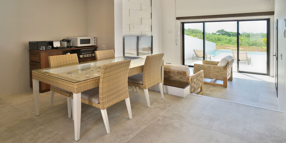 デラックス ヴィラ 客室15 | ADANRESORT LANA Villa Suite