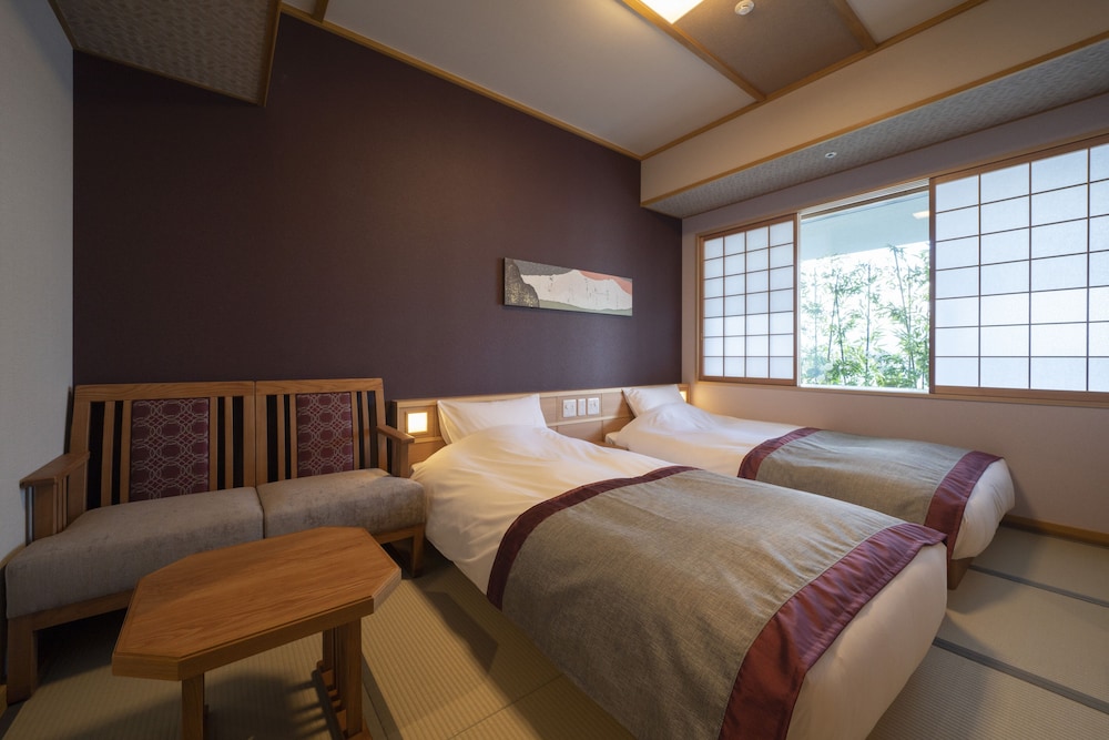 ベーシック ツインルーム 客室1 | 京都 梅小路 花伝抄