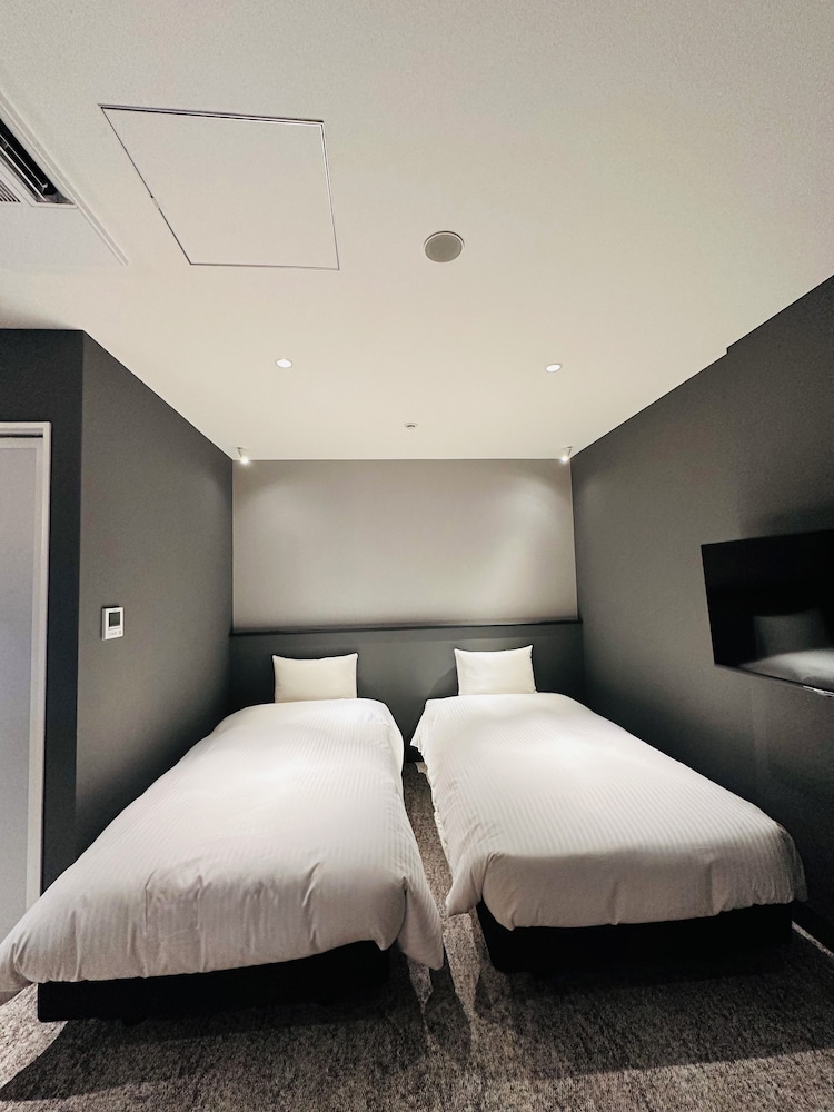 スーペリア ツインルーム ベッド (複数台) 客室1 | LOF ホテル 新橋