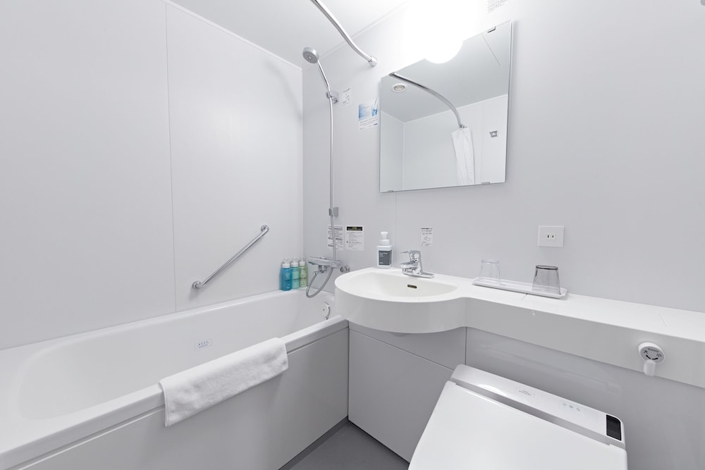 スタンダード ツインルーム 禁煙 バスルーム1 | 相鉄フレッサイン 淀屋橋