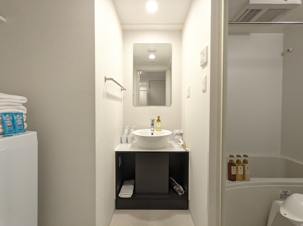 プレミアム ツインルーム バスルーム0 | エスリードホテル大阪鶴橋