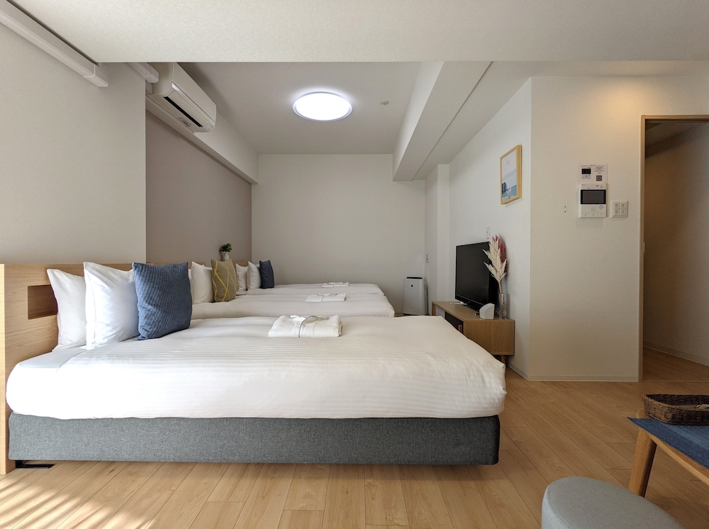 デザイン 4 人部屋 リビング エリア0 | エスリードホテル大阪鶴橋