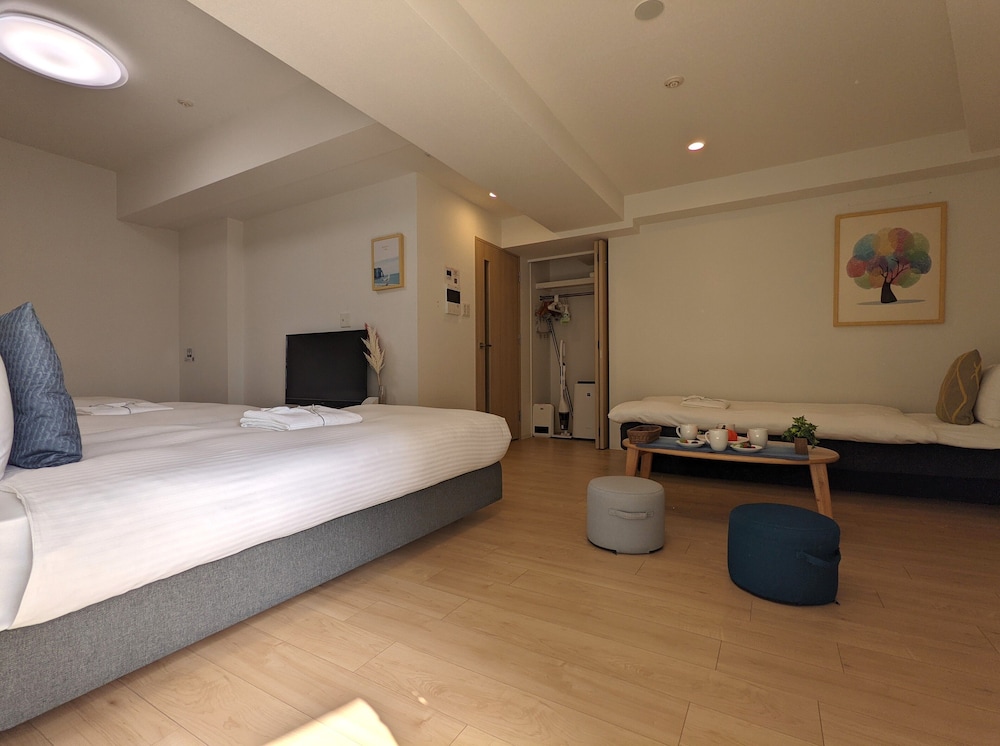 デザイン 4 人部屋 客室3 | エスリードホテル大阪鶴橋