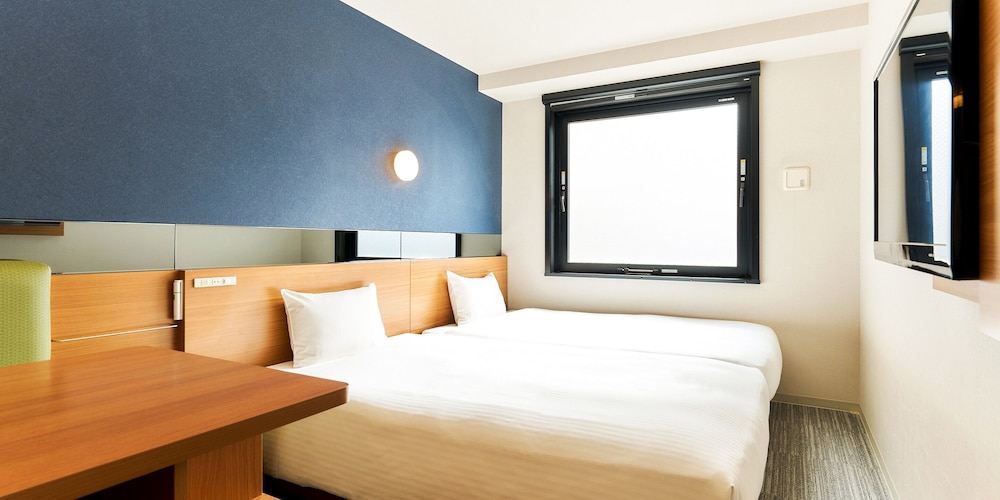 スタンダード ツインルーム | ホテルメルディア京都四条大宮