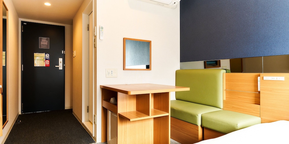 スタンダード ツインルーム 客室2 | ホテルメルディア京都四条大宮