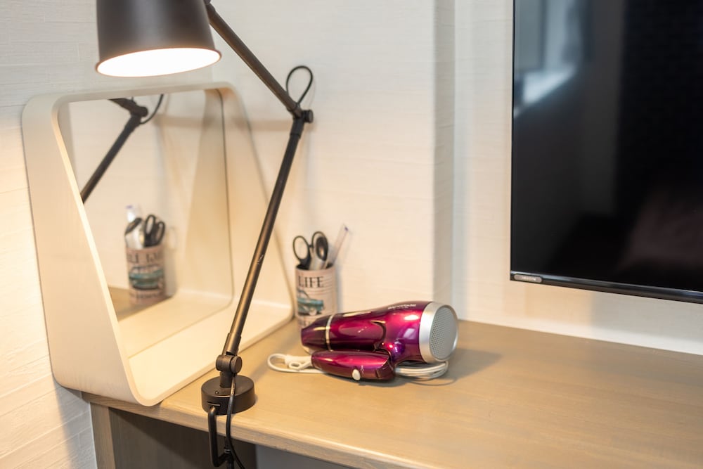 ベーシック アパートメント ダブルベッド 1 台 禁煙 1 階 客室12 | コンフィーステイ桜町