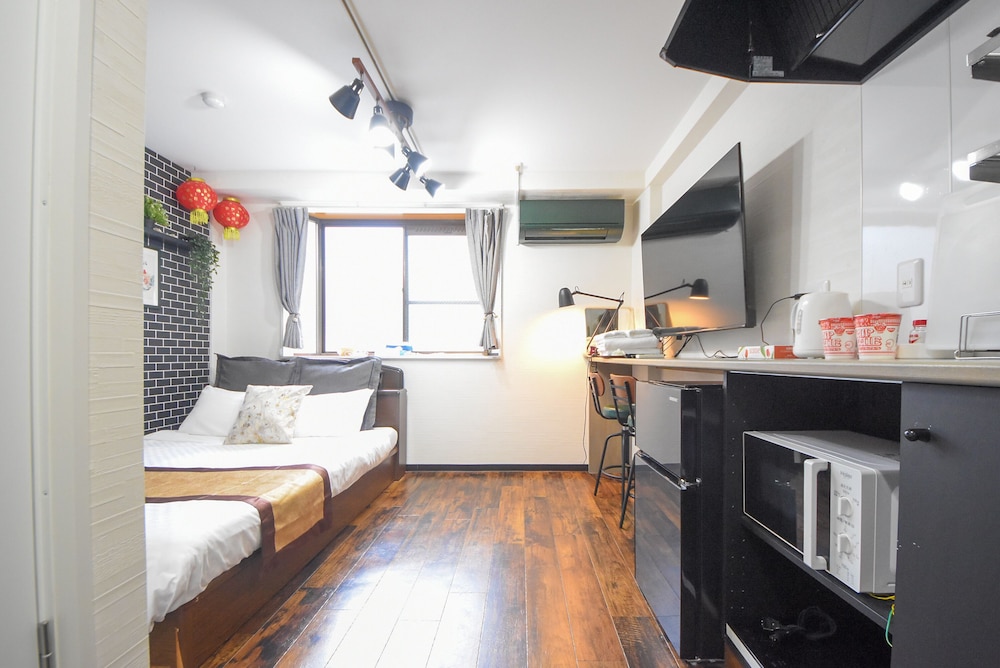 ベーシック アパートメント ダブルベッド 1 台 禁煙 1 階 客室5 | コンフィーステイ桜町