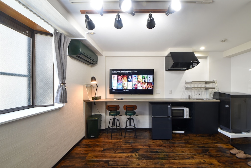 ベーシック アパートメント ダブルベッド 1 台 禁煙 1 階 客室2 | コンフィーステイ桜町